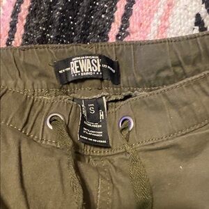 Rewash Khaki Green Casual Pants